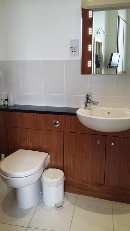 Gorey Dolphin Hotel מראה חיצוני תמונה